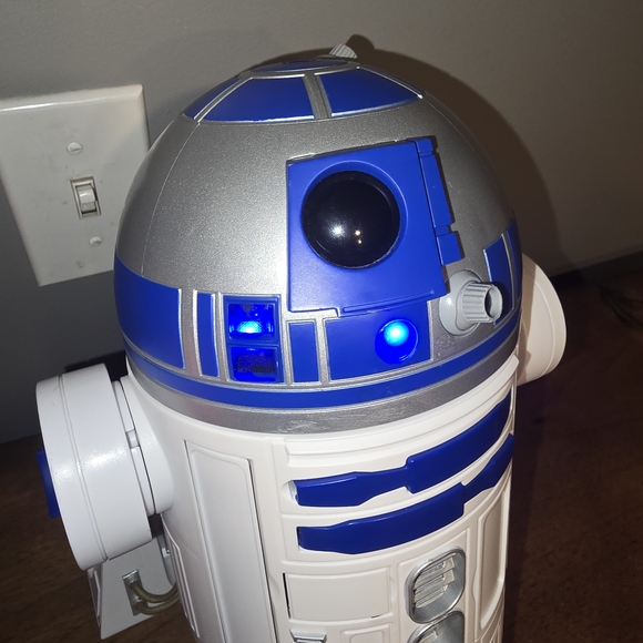 R2D2 Remote Control Robot Working Interactive Disneyland Star Wars - Picture 3 of 4